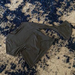 Grey flare top
